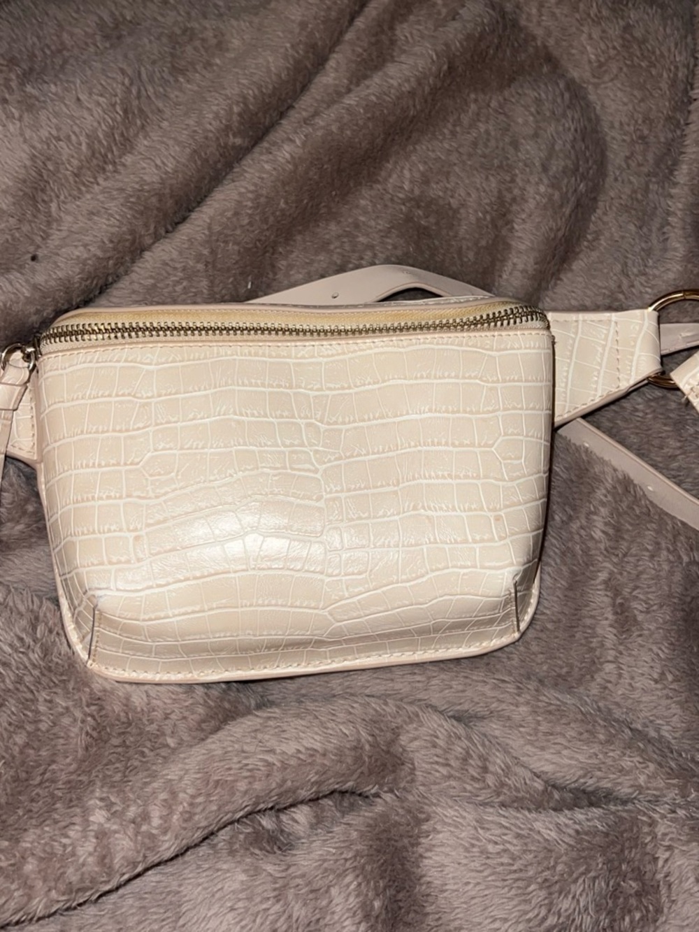 H&M Cream Croc-Embossed Crossbody Belt Bag